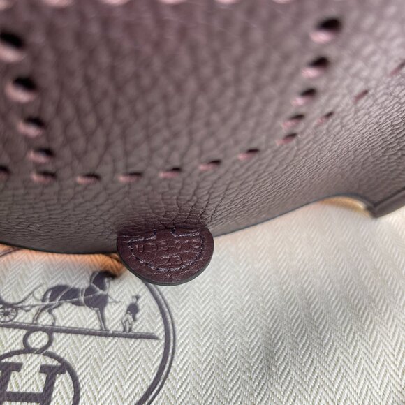 2023 New Hermes Taurillon Clemence Amazone Evelyne TPM 16 Rouge Sellier Gold HW - Picture 7 of 9